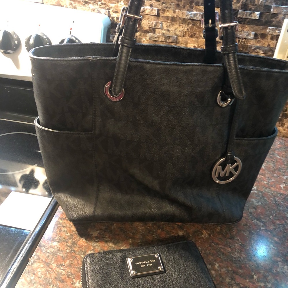 MK bag and wallet set